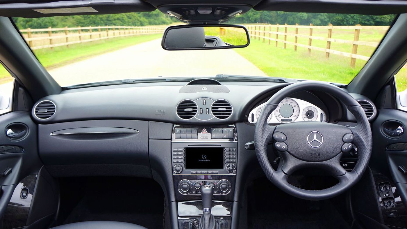 Inside the Mercedes: a quiet, comfortable ride between ship and airport